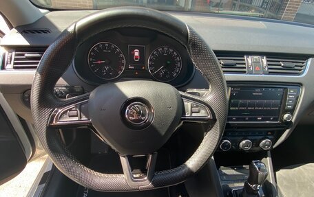 Skoda Octavia, 2016 год, 1 890 000 рублей, 10 фотография