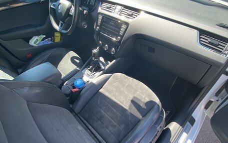 Skoda Octavia, 2016 год, 1 890 000 рублей, 12 фотография