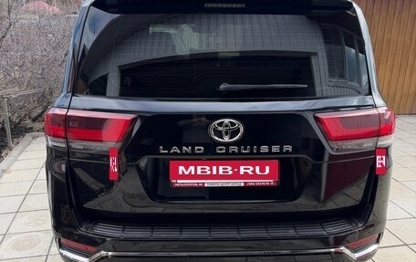 Toyota Land Cruiser, 2022 год, 10 900 000 рублей, 6 фотография