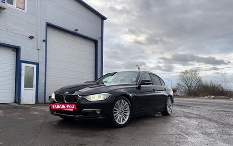 BMW 3 серия, 2012 год, 1 500 000 рублей, 3 фотография