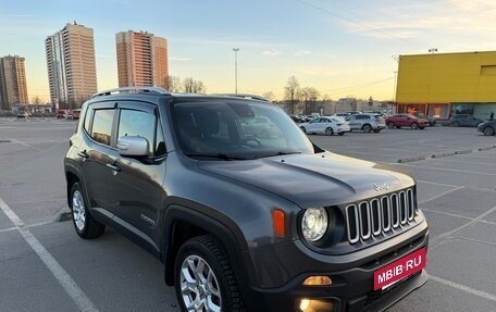 Jeep Renegade I рестайлинг, 2017 год, 2 400 000 рублей, 4 фотография