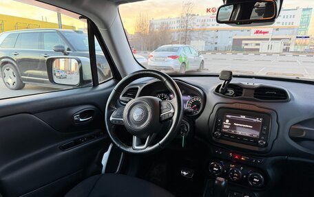 Jeep Renegade I рестайлинг, 2017 год, 2 400 000 рублей, 18 фотография