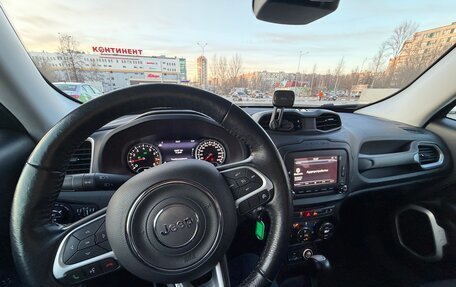 Jeep Renegade I рестайлинг, 2017 год, 2 400 000 рублей, 21 фотография