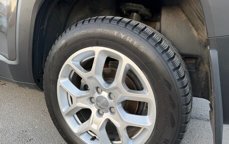 Jeep Renegade I рестайлинг, 2017 год, 2 400 000 рублей, 39 фотография