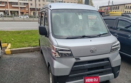 Daihatsu Hijet X, 2020 год, 1 050 000 рублей, 1 фотография