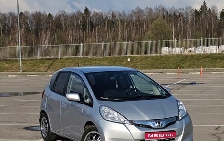 Honda Jazz II рестайлинг, 2011 год, 750 000 рублей, 1 фотография