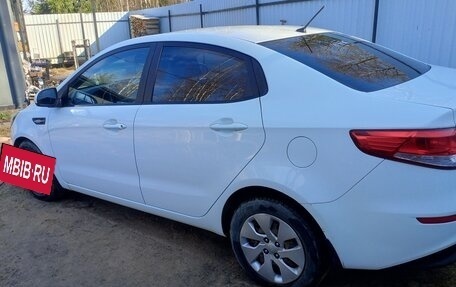 KIA Rio III рестайлинг, 2015 год, 950 000 рублей, 2 фотография