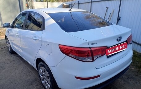 KIA Rio III рестайлинг, 2015 год, 950 000 рублей, 5 фотография