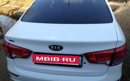 KIA Rio III рестайлинг, 2015 год, 950 000 рублей, 4 фотография