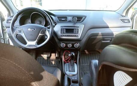 KIA Rio III рестайлинг, 2015 год, 950 000 рублей, 14 фотография