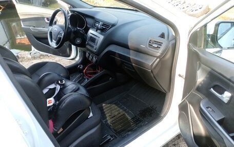 KIA Rio III рестайлинг, 2015 год, 950 000 рублей, 15 фотография