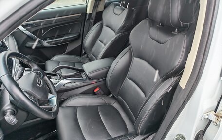 Geely Atlas, 2022 год, 1 830 000 рублей, 24 фотография