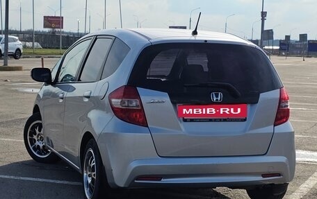 Honda Jazz II рестайлинг, 2011 год, 750 000 рублей, 3 фотография