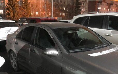 Mercedes-Benz C-Класс, 2004 год, 579 000 рублей, 4 фотография