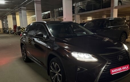 Lexus RX IV рестайлинг, 2017 год, 3 600 000 рублей, 4 фотография
