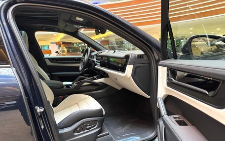 Porsche Cayenne III, 2026 год, 18 190 000 рублей, 19 фотография