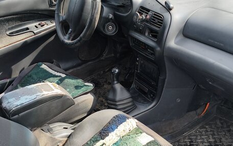 Mazda 323, 1996 год, 110 000 рублей, 3 фотография