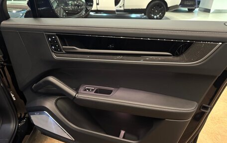 Porsche Cayenne III, 2026 год, 18 490 000 рублей, 20 фотография