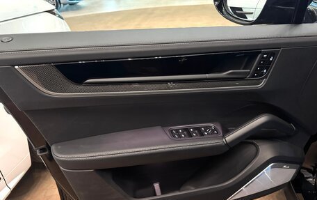 Porsche Cayenne III, 2026 год, 18 490 000 рублей, 35 фотография