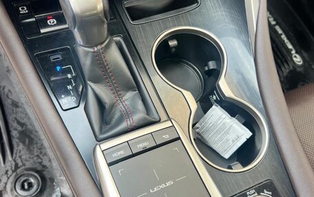 Lexus RX IV рестайлинг, 2020 год, 5 050 000 рублей, 5 фотография