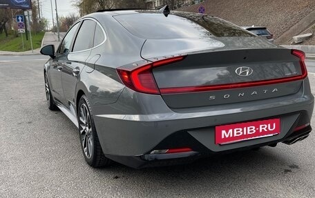 Hyundai Sonata VIII, 2021 год, 2 600 000 рублей, 4 фотография