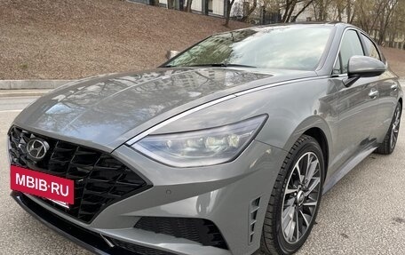 Hyundai Sonata VIII, 2021 год, 2 600 000 рублей, 3 фотография