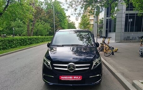 Mercedes-Benz V-Класс, 2020 год, 7 301 000 рублей, 3 фотография