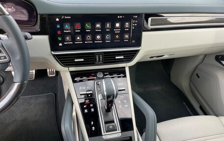 Porsche Cayenne III, 2023 год, 12 963 000 рублей, 14 фотография