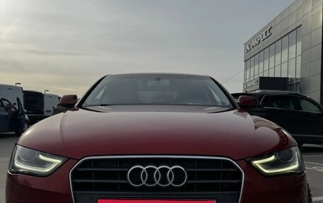 Audi A4, 2013 год, 1 445 000 рублей, 5 фотография