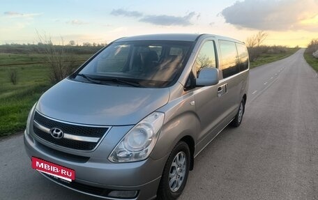 Hyundai Grand Starex Grand Starex I рестайлинг 2, 2011 год, 1 300 000 рублей, 7 фотография