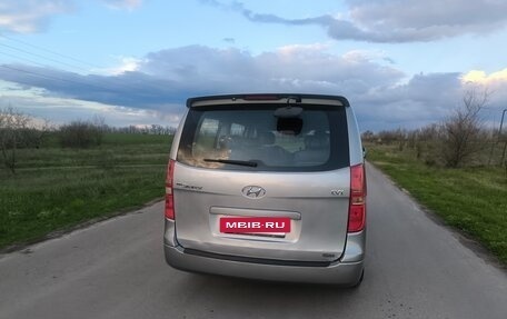 Hyundai Grand Starex Grand Starex I рестайлинг 2, 2011 год, 1 300 000 рублей, 10 фотография