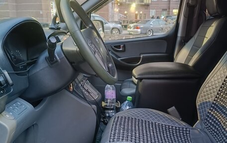 Hyundai H-1 II рестайлинг, 2018 год, 2 430 000 рублей, 9 фотография