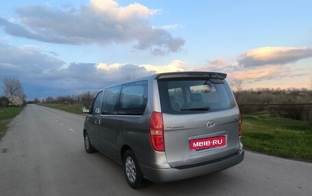 Hyundai Grand Starex Grand Starex I рестайлинг 2, 2011 год, 1 300 000 рублей, 26 фотография