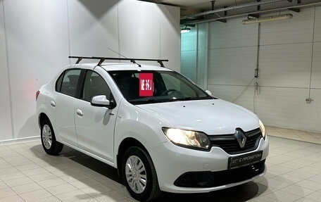 Renault Logan II, 2017 год, 725 000 рублей, 4 фотография