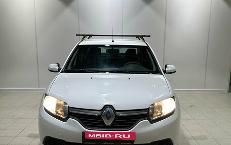 Renault Logan II, 2017 год, 725 000 рублей, 3 фотография