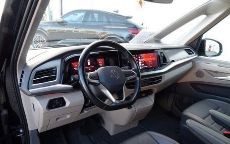 Volkswagen Multivan, 2023 год, 6 100 000 рублей, 8 фотография