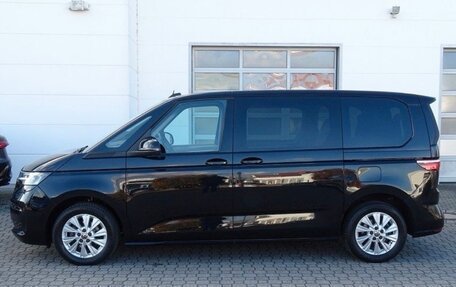 Volkswagen Multivan, 2023 год, 6 100 000 рублей, 4 фотография