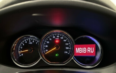 Renault Logan II, 2017 год, 725 000 рублей, 11 фотография