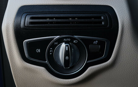 Mercedes-Benz GLC, 2019 год, 3 300 000 рублей, 17 фотография