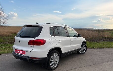 Volkswagen Tiguan I, 2011 год, 1 250 000 рублей, 2 фотография