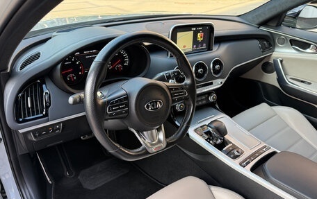 KIA Stinger I, 2018 год, 3 650 000 рублей, 11 фотография