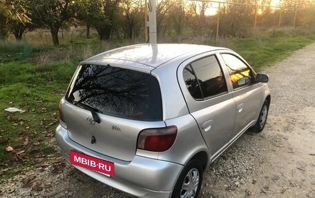 Toyota Vitz, 2001 год, 390 000 рублей, 18 фотография