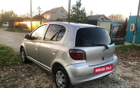 Toyota Vitz, 2001 год, 390 000 рублей, 17 фотография