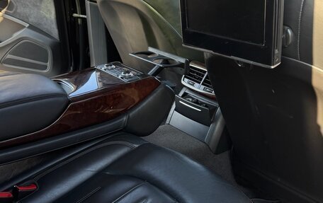 Audi A8, 2011 год, 1 320 000 рублей, 17 фотография