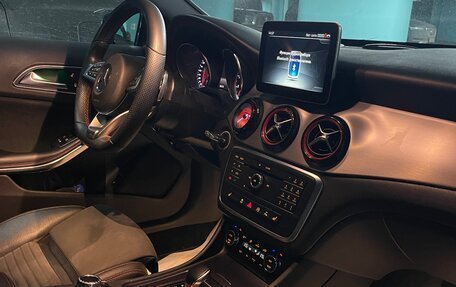 Mercedes-Benz GLA AMG, 2016 год, 2 350 000 рублей, 16 фотография