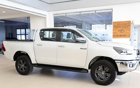 Toyota Hilux VIII, 2024 год, 7 900 000 рублей, 4 фотография