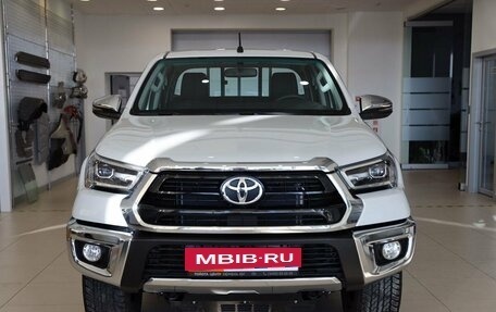 Toyota Hilux VIII, 2024 год, 7 900 000 рублей, 3 фотография