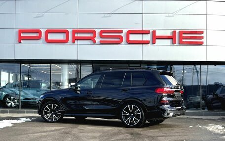 BMW X7, 2021 год, 8 190 000 рублей, 3 фотография