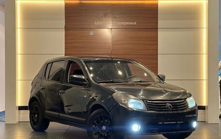 Renault Sandero I, 2012 год, 399 000 рублей, 3 фотография