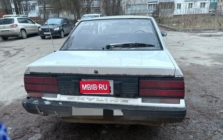 Nissan Skyline, 1990 год, 350 000 рублей, 3 фотография